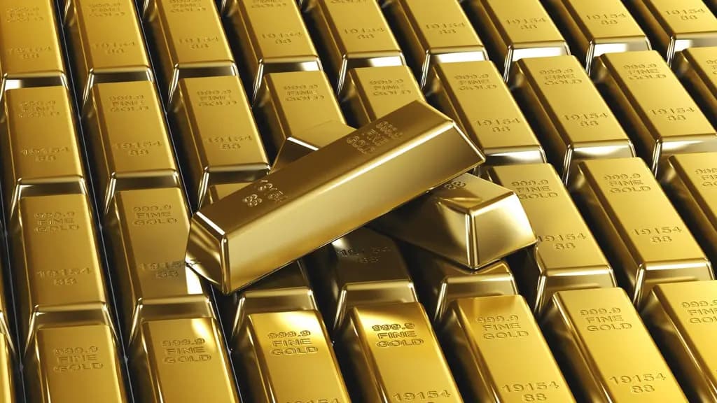 Снижение цен на золото происходит на фоне сокращения мирового спроса — НБ КР