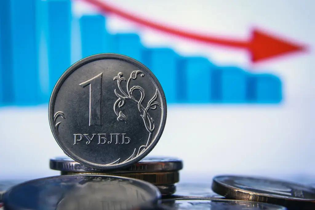 Сом укрепился к рублю на 0.88%. Курс Нацбанка КР
