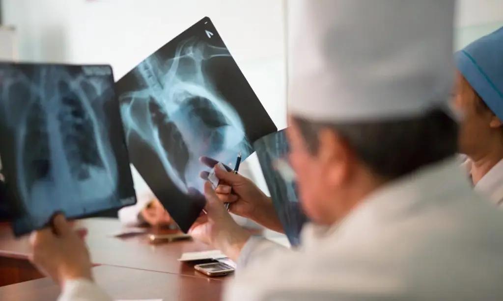 За лечение туберкулеза медики получили более 33 млн сомов