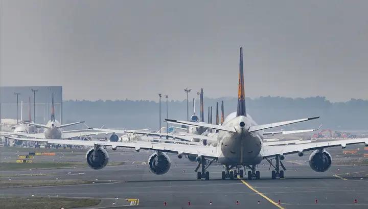 Россия отменяет все авиарейсы за рубеж