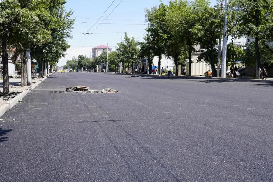 Ремонт дорог по улице Ахунбаева завершат до 15 июня