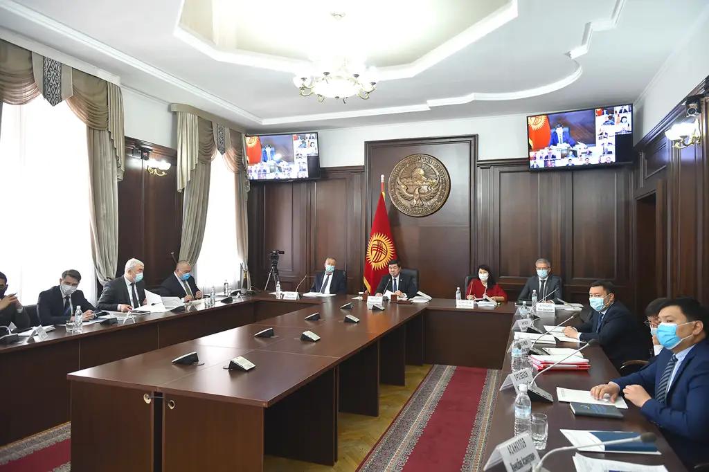 Дефицит бюджета после пересчета составил 37.7 млрд сомов