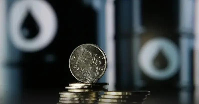 Цены на нефть поддержат курсы валют стран ЕАБР в 2021 году
