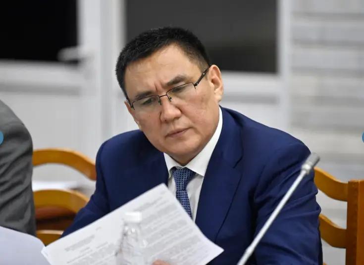 Депутат предложил экономить средства на мероприятиях