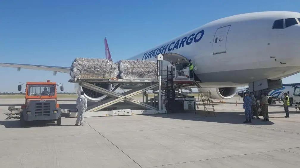 Из Турции в КР прибыли еще 200 мобильных кислородных концентраторов