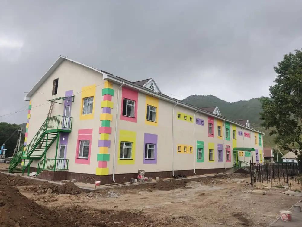 Идет строительство детского сада на 100 мест в Иссык-Кульской области