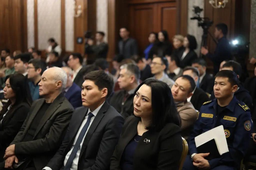 Минцифры презентовало идею Цифрового кодекса КР