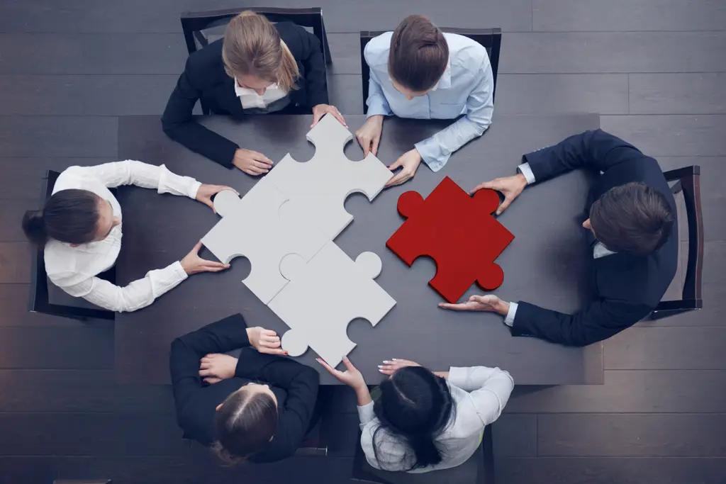 Банки Кыргызстана отказываются от групповых кредитов