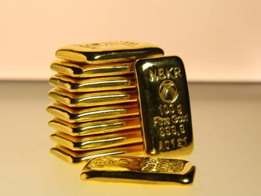 Спрос на золото превысил средний показатель за пять лет