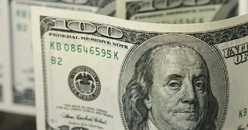 За неделю на межбанковских торгах доллар вырос на 2.3%