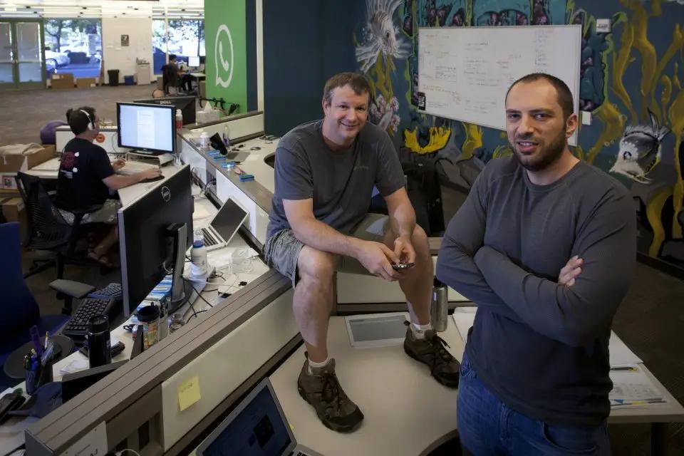 Основатели WhatsApp могли получить $1.3 млрд, но не получили