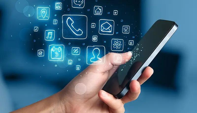 Интернет приносит операторам в два раза больше, чем связь