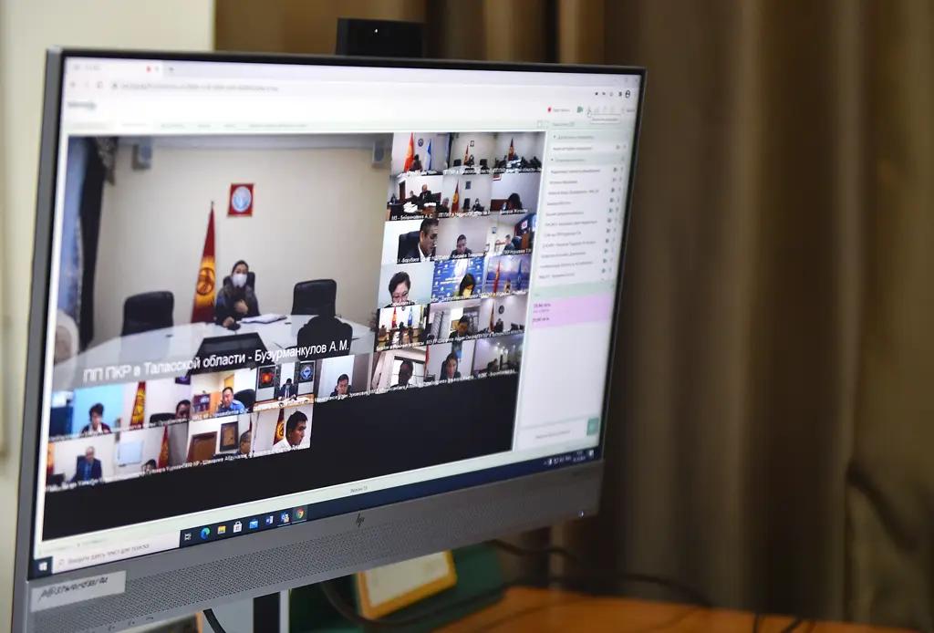 Сурабалдиева раскритиковала Минздрав за отчетности о гуманитарной помощи