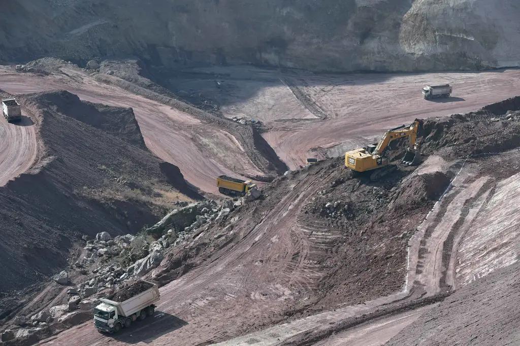 На месторождении Терек-Сай построят золотоизвлекательную фабрику