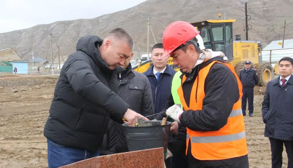 В Нарыне начали строить 9-этажный дом для ГИК