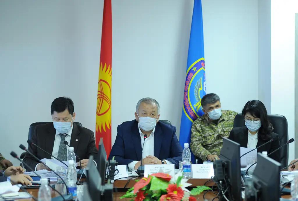 Штаб: В КР достаточное количество антивирусных препаратов и тест-систем