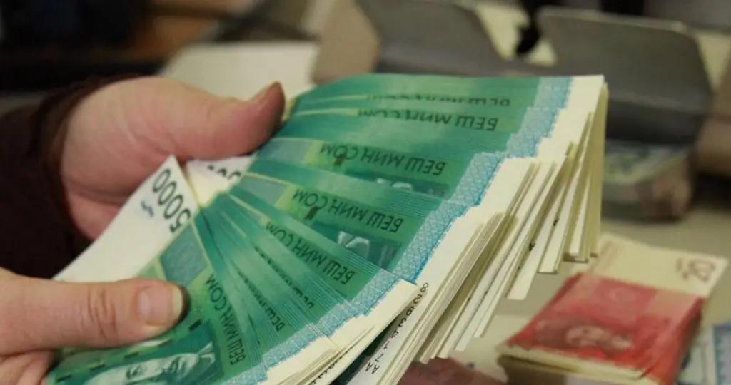 В марте медицинским работникам выплатили 34.9 млн сомов