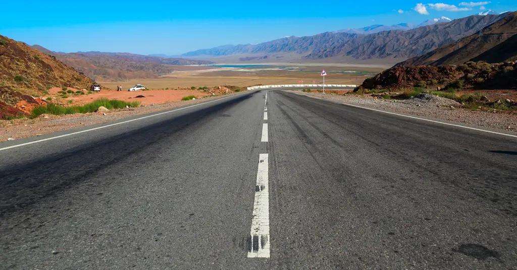 Помощь арабских доноров в реабилитации дорог в КР достигла $138 млн