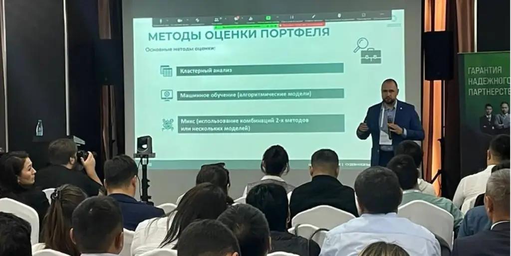 Агентство судебного взыскания поделилось опытом возврата задолженности с финансистами из КР