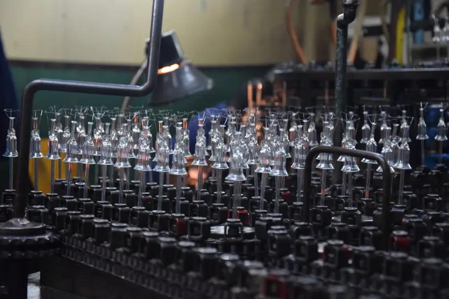 Майлуу-Сууйский завод получил кредит в 1 млрд сомов