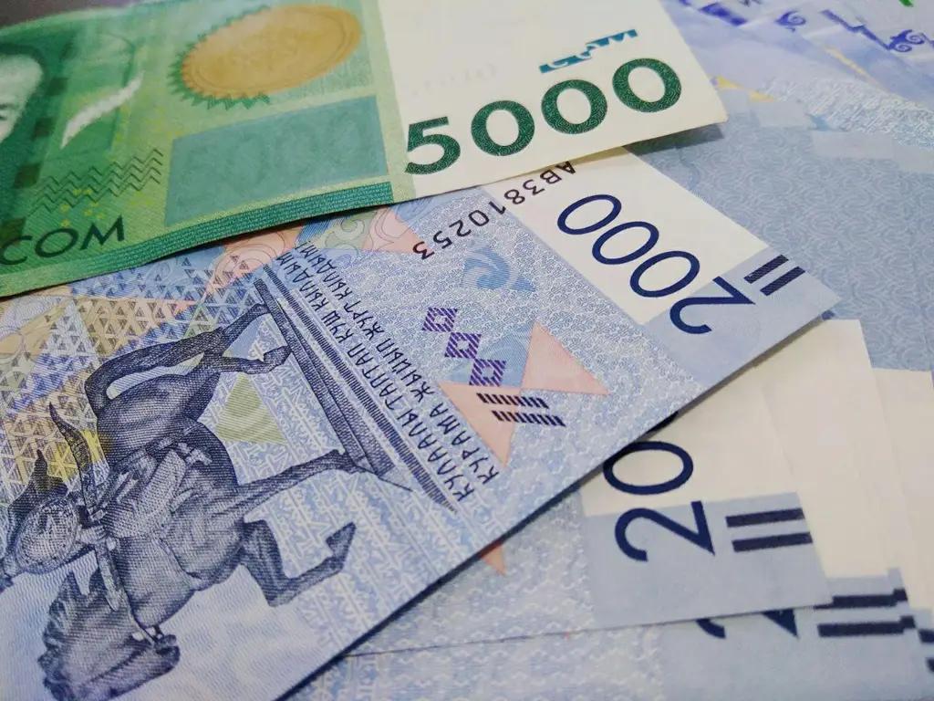 Комбанки взяли в кредит у НБ КР 795 млн сомов