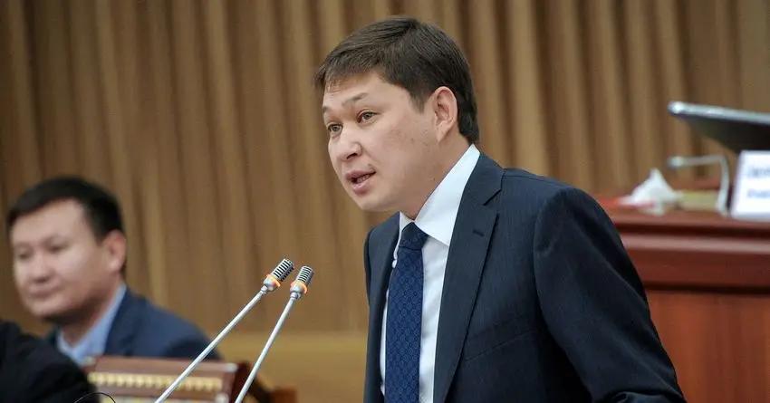 Исаков: Правительство продолжит активную политику привлечения внешних займов