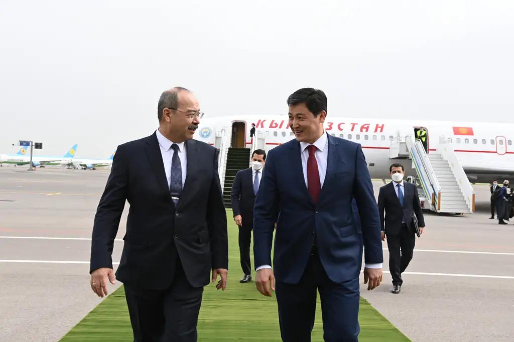 Улукбек Марипов прибыл в РУз с рабочей поездкой