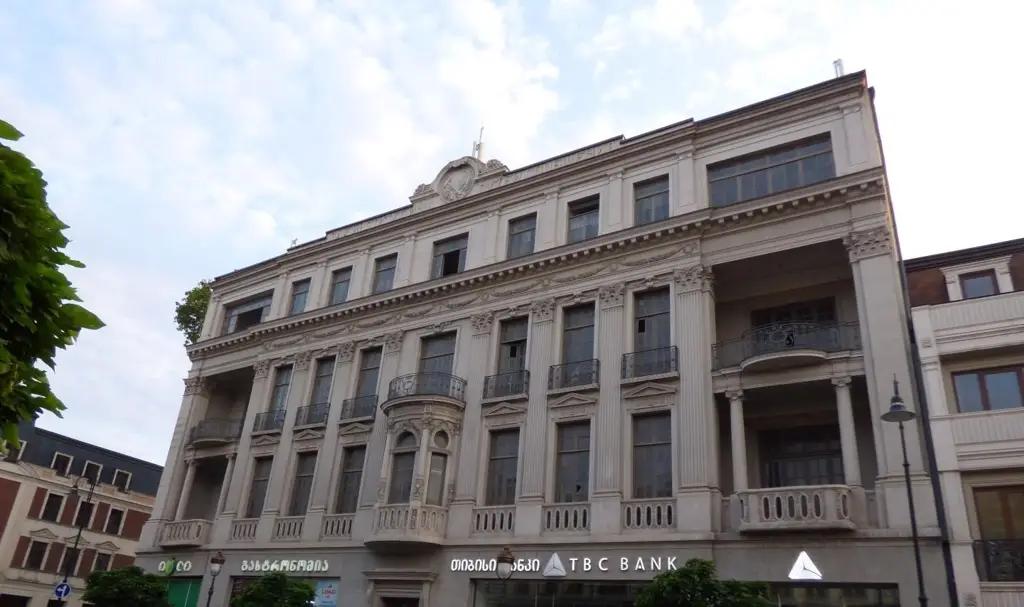 В Грузии крупные банки позволили клиентам не выплачивать кредиты из-за коронавируса