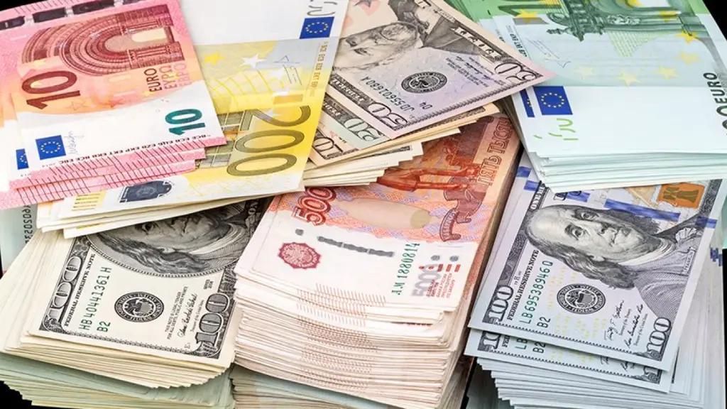 Доллар и евро продолжили падение к рублю. Центробанк обновил курс на 26 мая