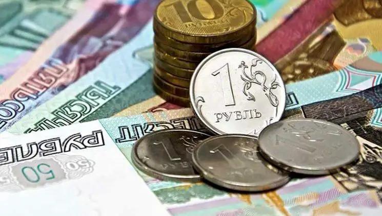 Доллар и евро выросли к рублю. Курсы Центробанка