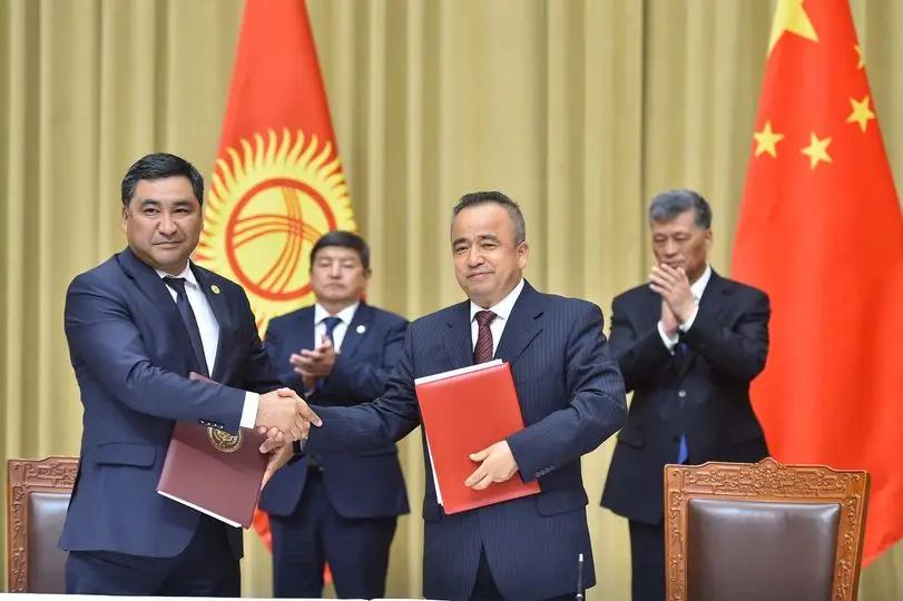 Зеленый коридор. Китай и КР будут сотрудничать в сфере почтовой службы
