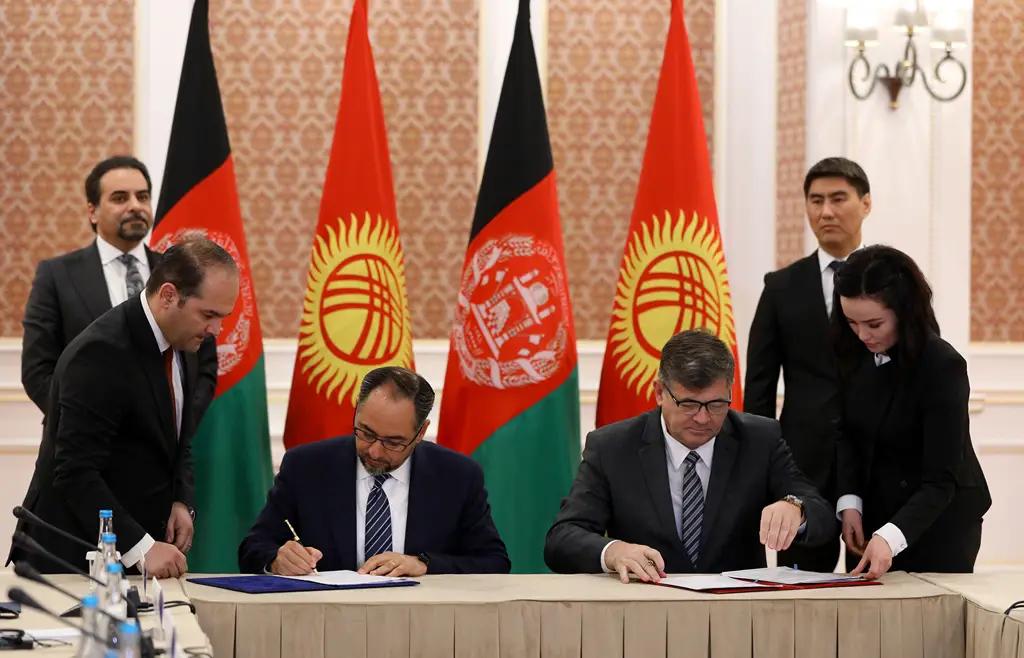 Кыргызстан и Афганистан создадут комиссию по торгово-экономическому сотрудничеству