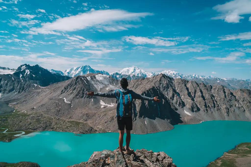 Кыргызстан посетили более 3.5 млн туристов