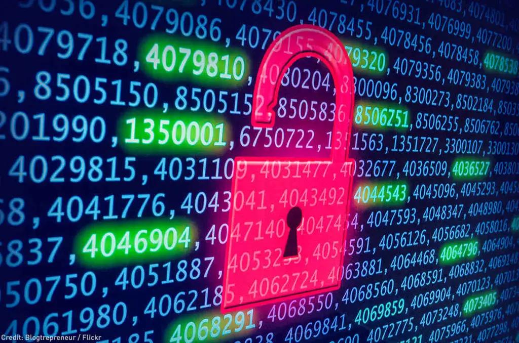 В КР с 1 октября могут запретить анонимные электронные кошельки