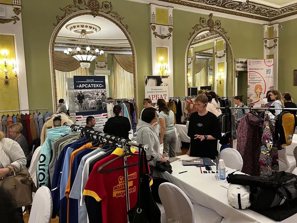 Продемонстрируйте свою текстильную продукцию на выставке F-EXPO в Москве!