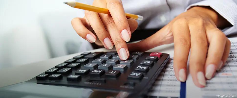 В КР расходы на содержание госслужб в 4.6 раза превышают траты на соцзащиту