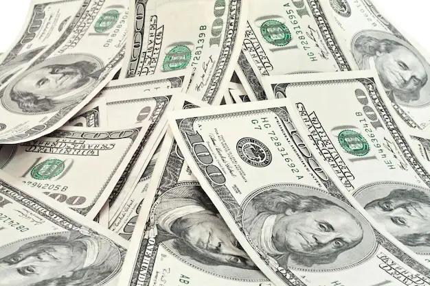 Нацбанк КР провел крупнейшую обратную интервенцию