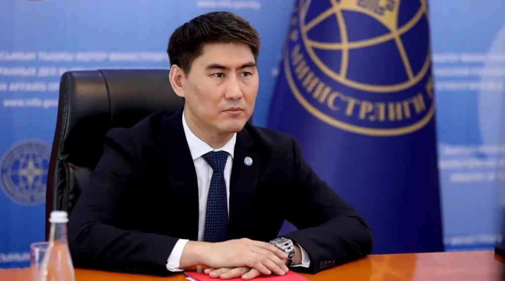 Чингиз Айдарбеков поднял вопрос о приостановлении платежей по обслуживанию госдолгов