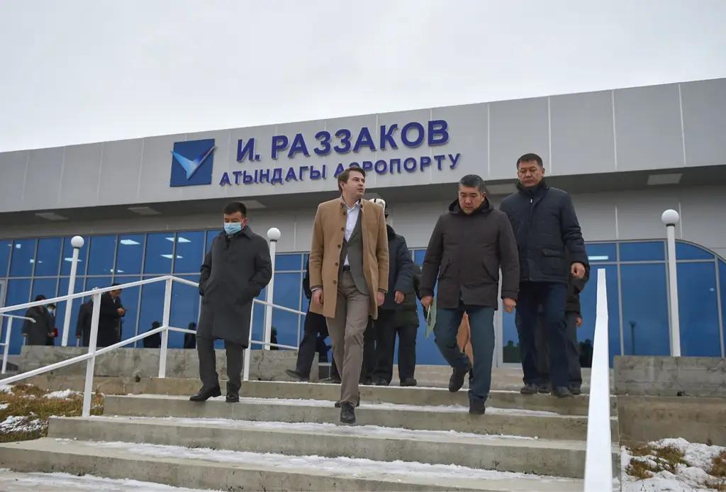 Ежегодно в КР самолетами перевозится 22 тысячи тонн грузов