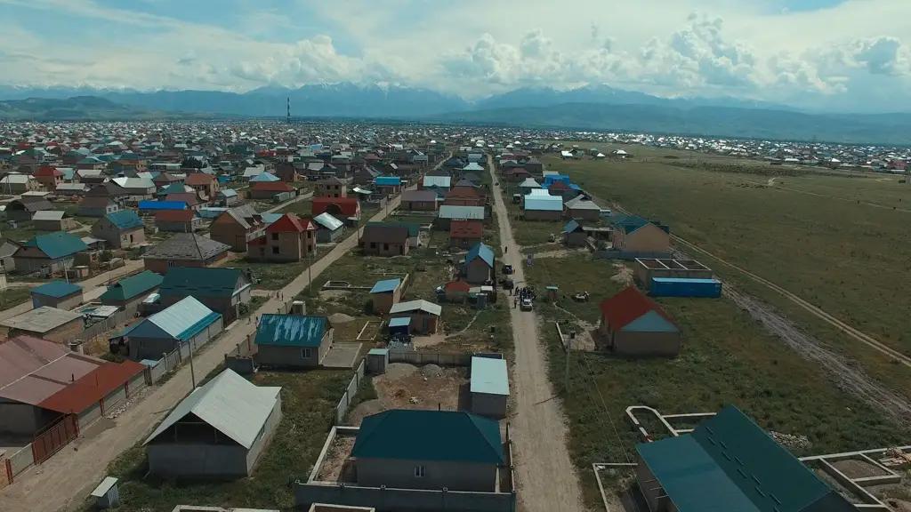 В жилмассиве «Ак-Ордо» 95% домов построены незаконно