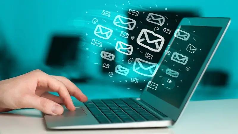 Отчет по страховым взносам можно представить по электронной почте