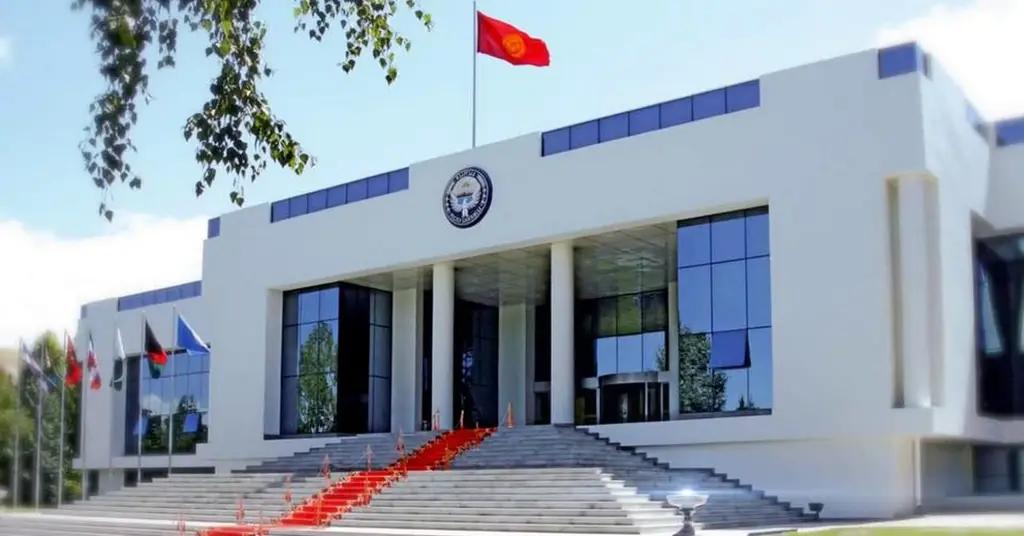 Премьер засекретил строительство нового «Дома приемов» и гостевых домов в госрезиденции