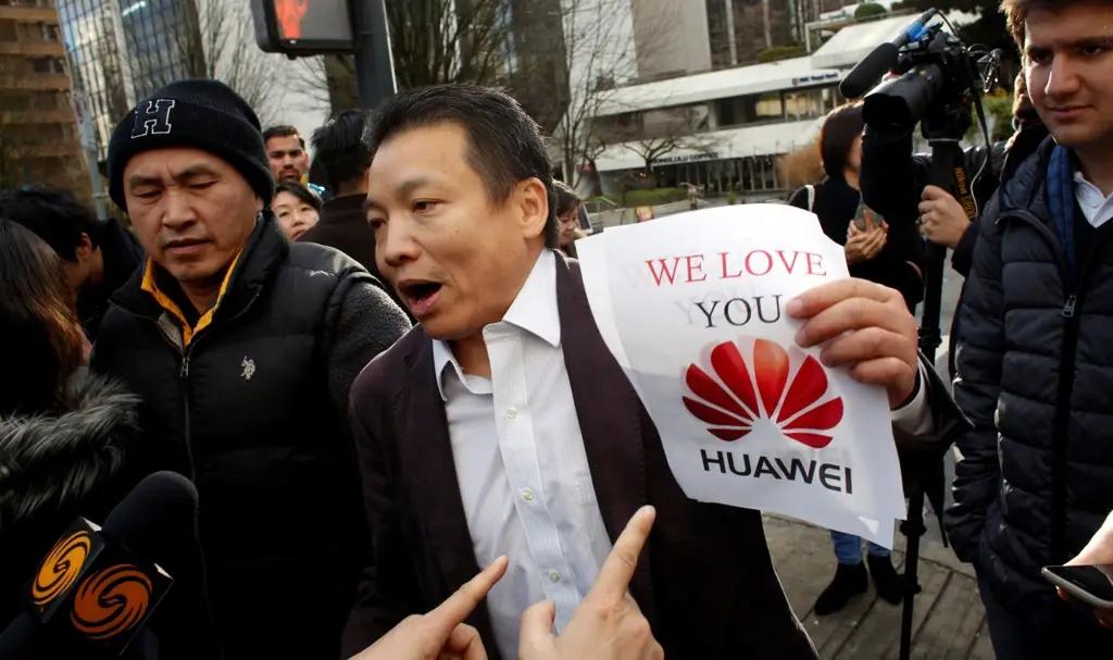 Продажи Apple в Китае снизились на 20%