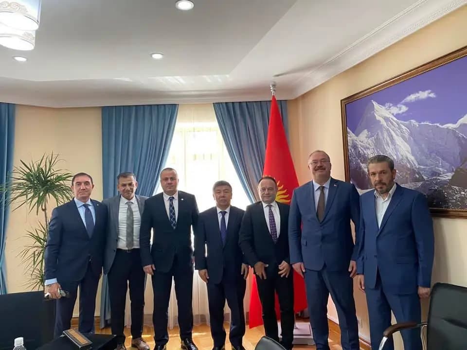 Турция построит спорткомплекс в Баткенской области