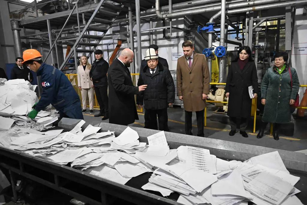 В Бишкеке открыли предприятие по производству бумажных изделий