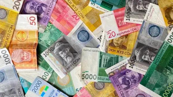 Сом укрепился ко всем основным валютам. Курсы валют на 6 апреля