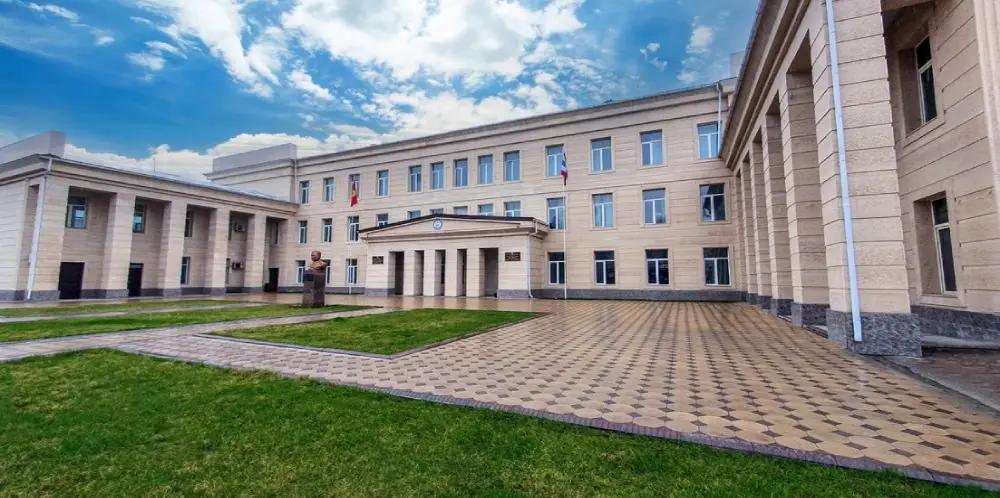 Для медицинского факультета ЖАГУ закупят оборудование на 18.9 млн сомов