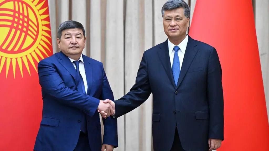 Китай и Кыргызстан откроют новый КПП на границе