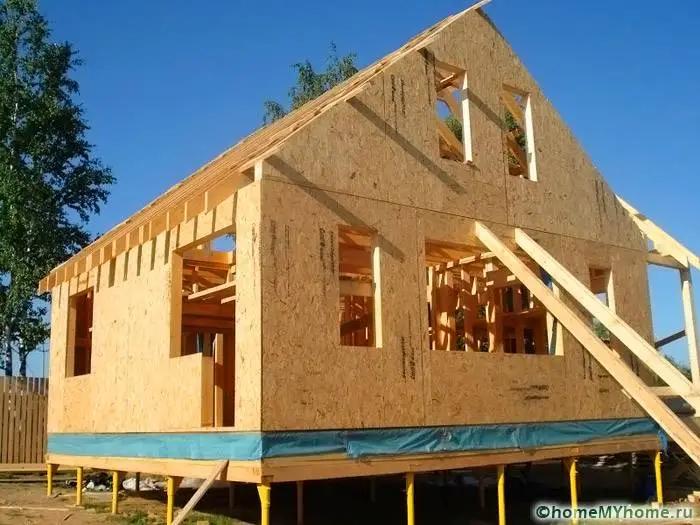 В Кыргызстан без документов пытались ввезти дом