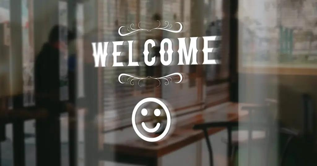 Как смайлики помогут кыргызстанцам в выборе безопасного кафе